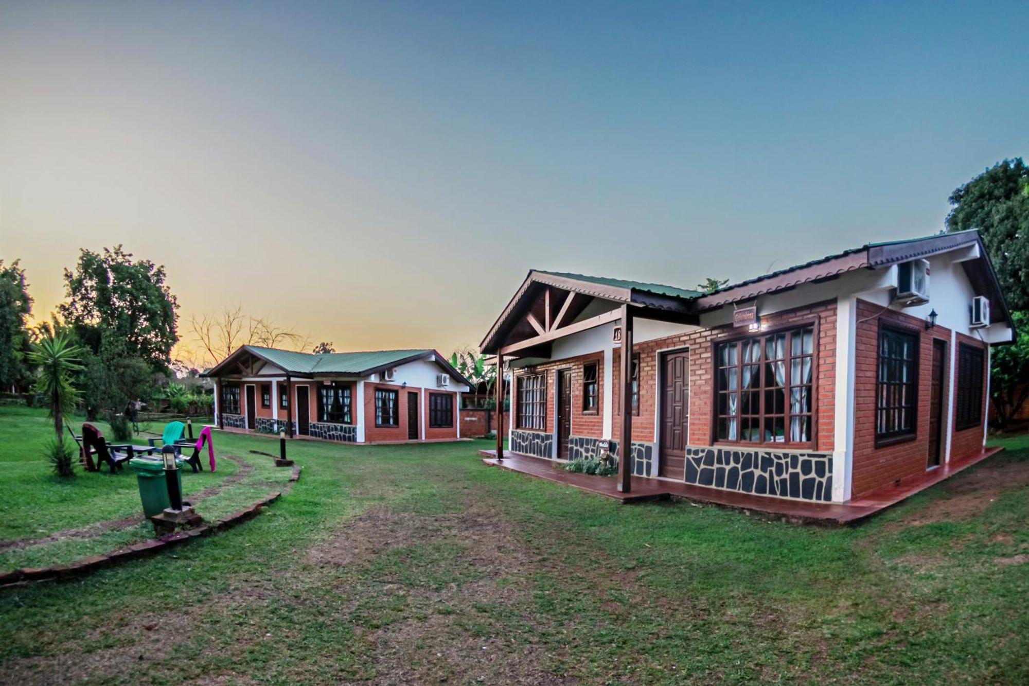 Cabanas El Refugio Del Mensu Puerto Iguazú Exteriör bild