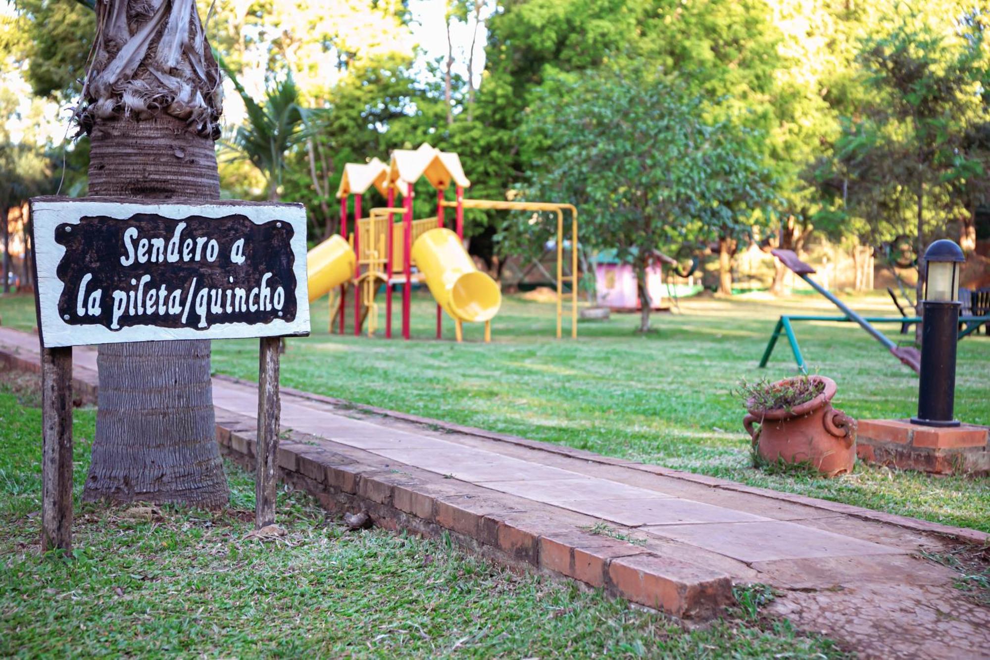 Cabanas El Refugio Del Mensu Puerto Iguazú Exteriör bild